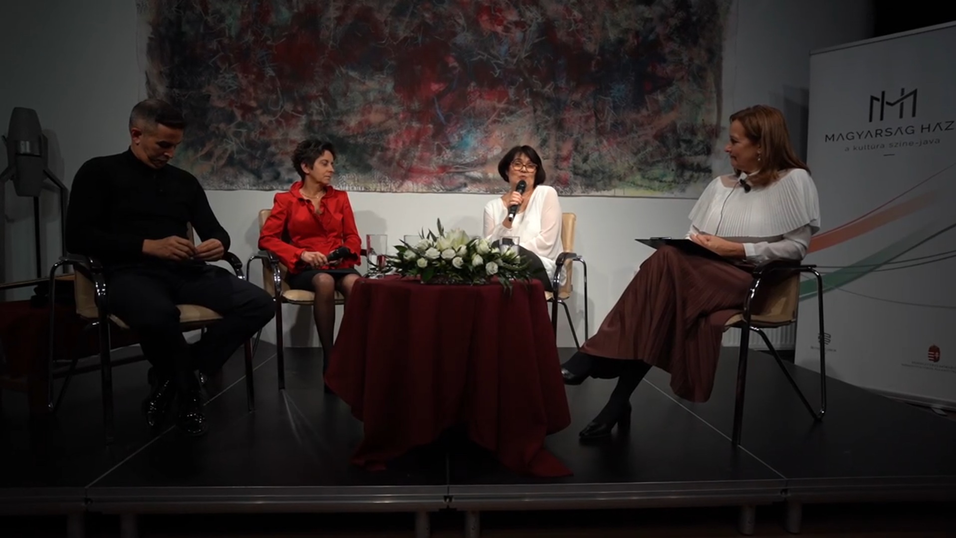 MAGYARSÁG HÁZA. Adventi beszélgetés.