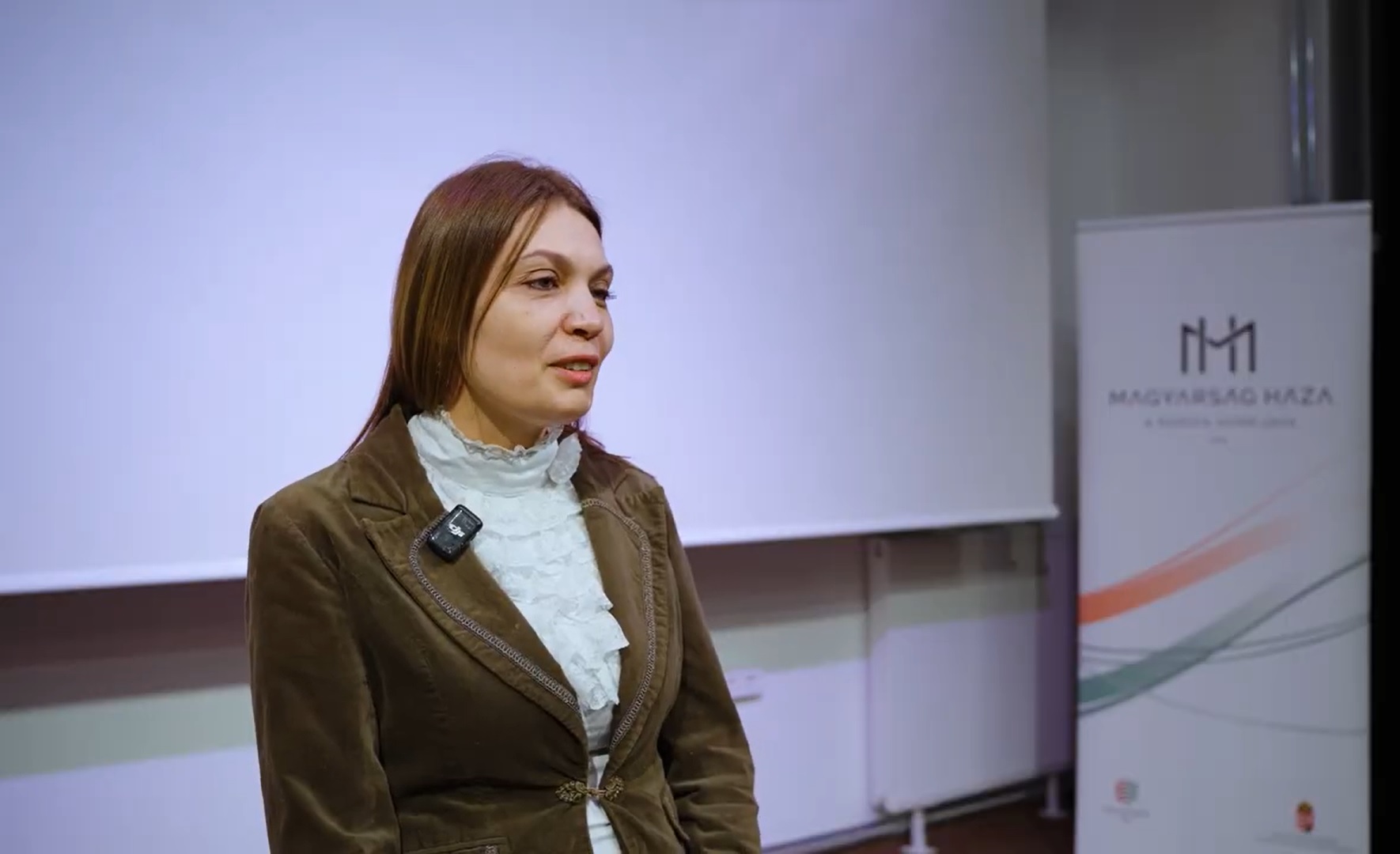 A „málenkij robot” … . – Molnár D. Erzsébet történész előadása. MAGYARSÁG HÁZA SZABADEGYETEM.