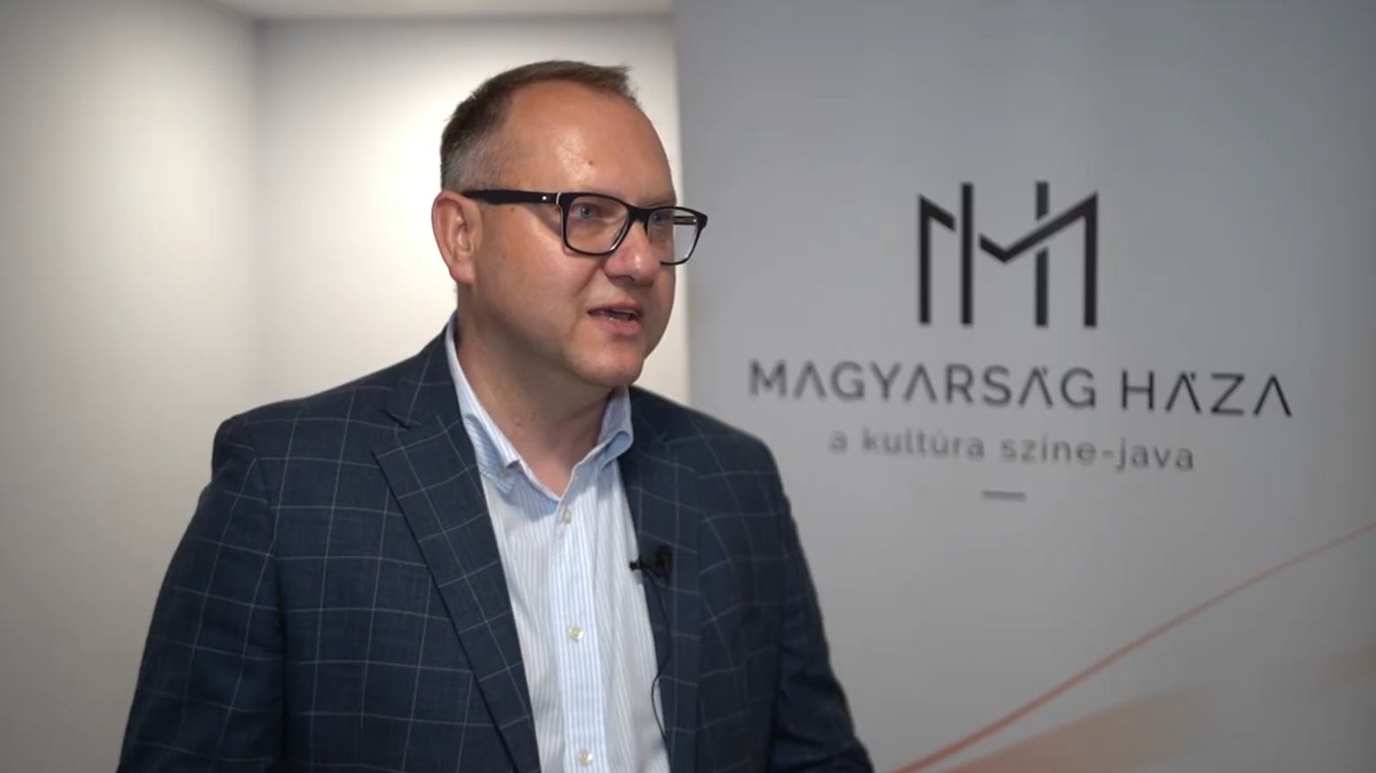 A 106 éves Kárpáti Igaz Szó története, jelene. Dunda György előadása. MAGYARSÁG HÁZA SZABADEGYETEM.